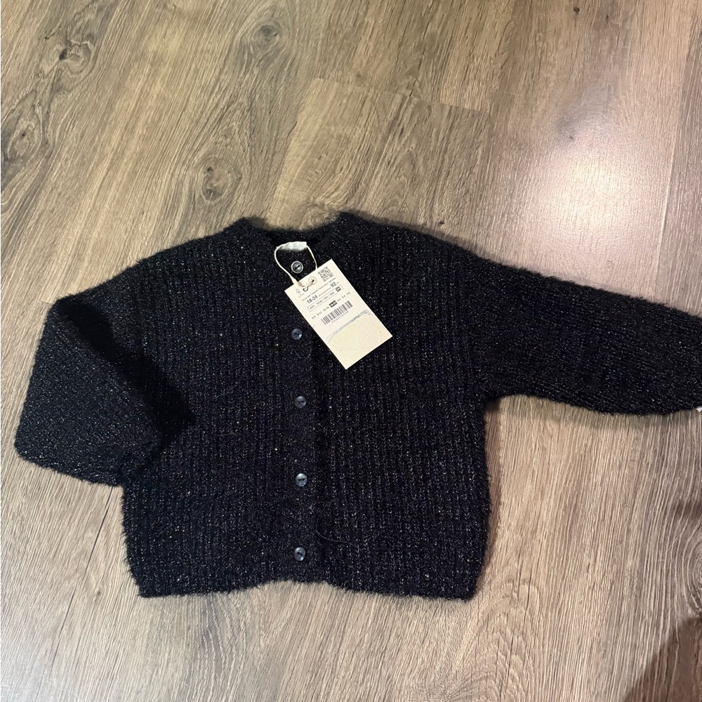 ๐ 3 for $20 ๐ Zara Black Knit Button-Up Cardigan - Picture 2 of 4